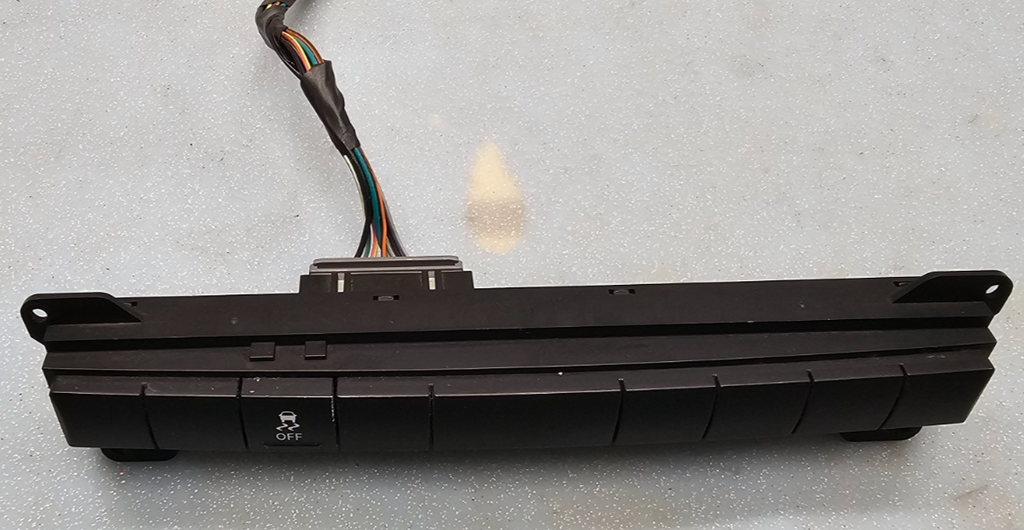 🔥04-07 Grand Cherokee Commander Traction Switch TCS OFF Panel Assembly Black