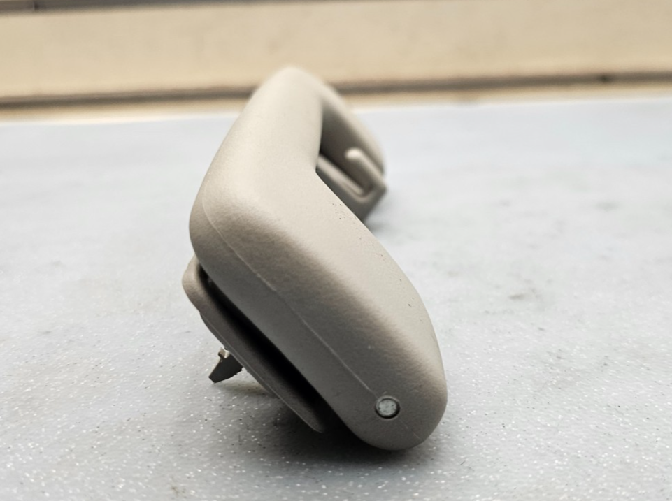 🔥2010-2017 Equinox Right Passenger Grab Handle tan