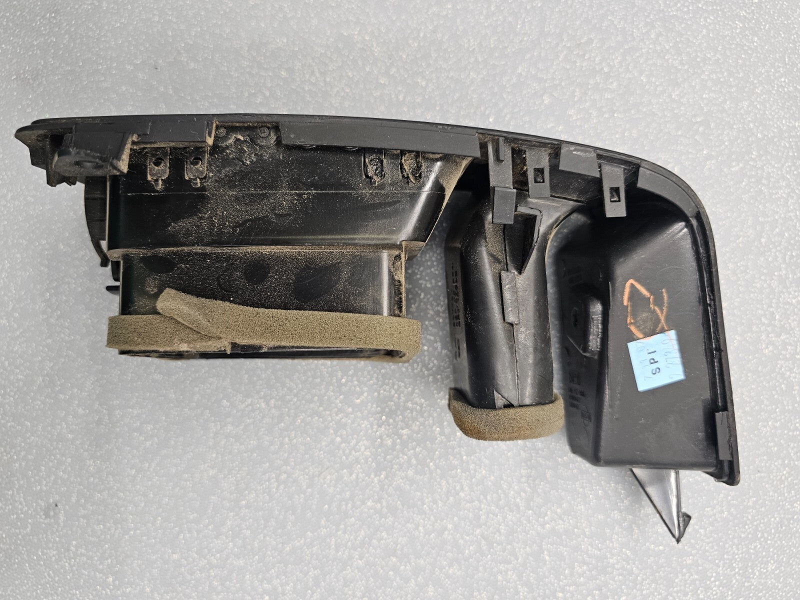 05-15 TITAN ARMADA QX56 DASH PASSENGER AIR VENT HEATER FILTER CONDITIONER BLACK