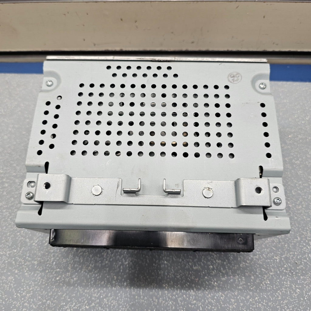 2011-2013 Ford Fiesta AM FM HD Single CD PLAYER SATELITE MP3 Radio Receiver OEM