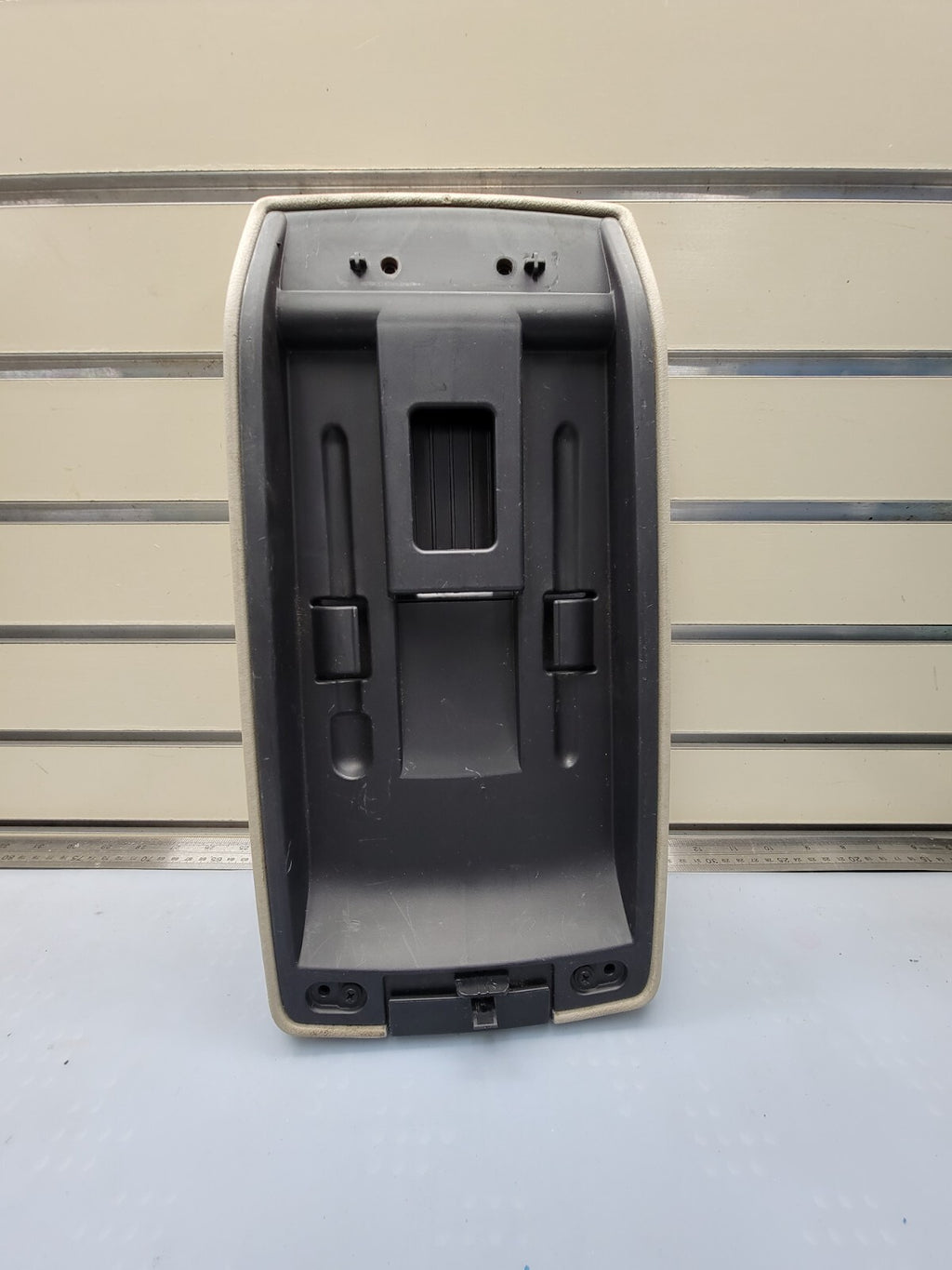 🔥05-07 Chrysler 300 Dodge CHARGER Center Console ARMREST Lid Cover LIGHT TAN