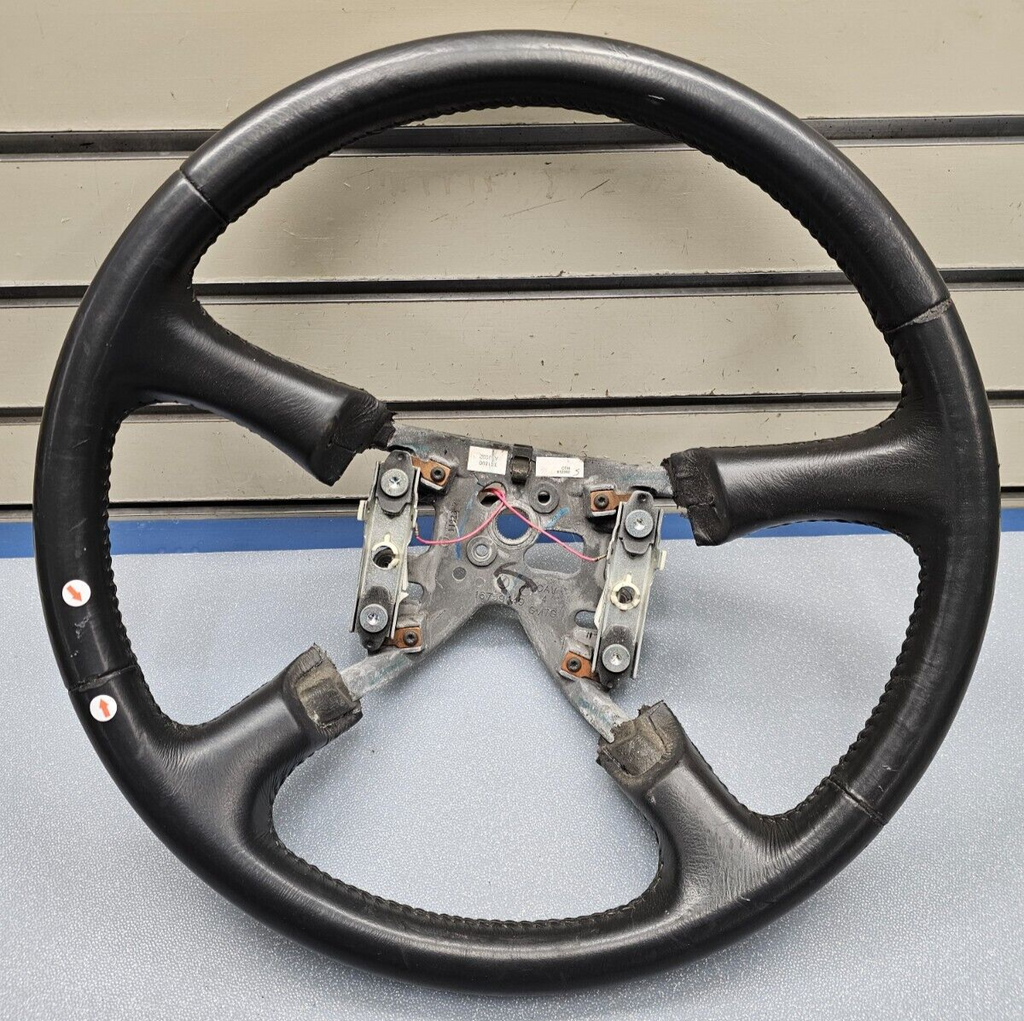 99-02 Chevy Silverado Tahoe Suburban Blazer SONOMA Steering Wheel Leather black