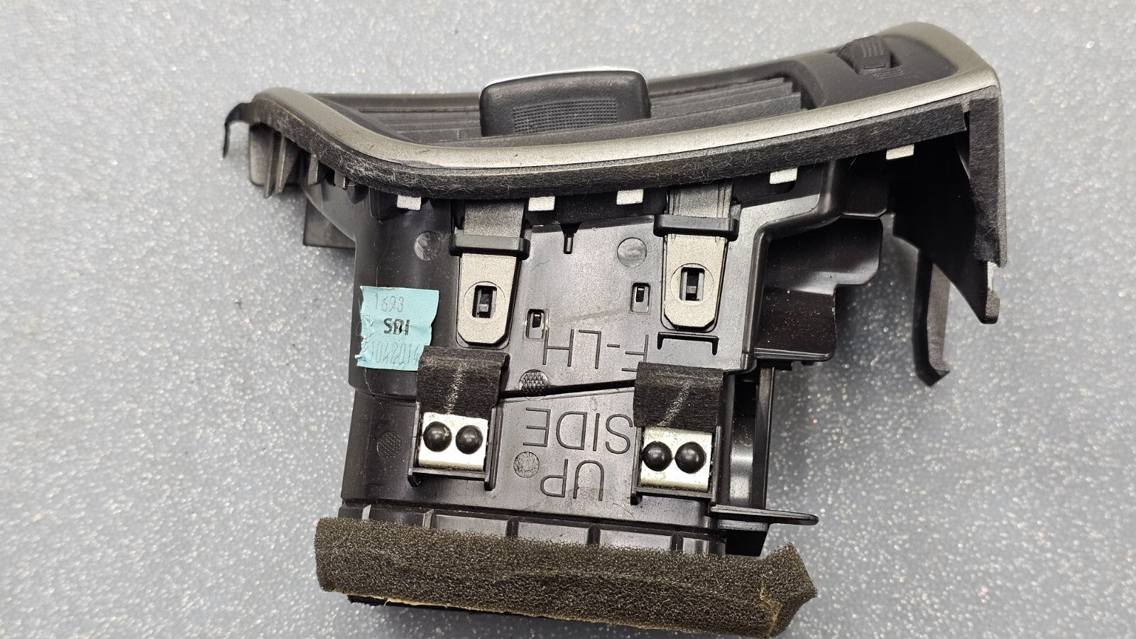 🔥13-16 NISSAN SENTRA DASH LEFT DRIVER AIR VENT HEATER CONDITIONING SILVER/BLACK