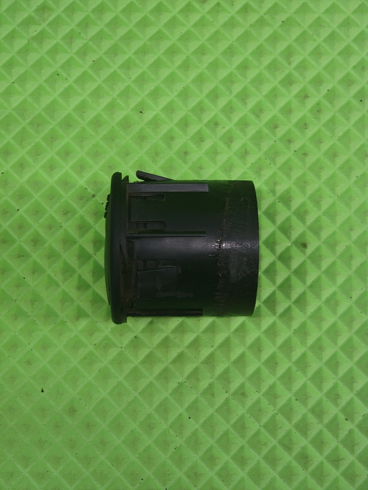 🔥05-09 FORD MUSTANG ROUND DASH A/C HEATER AIR VENT BLACK VT17