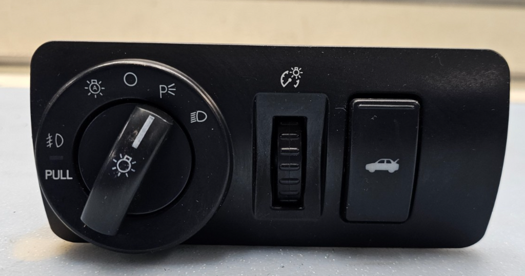 🔥05-07 Five Hundred 500 Taurus Montego Fog Headlight Lamp Dimmer Trunk Switch