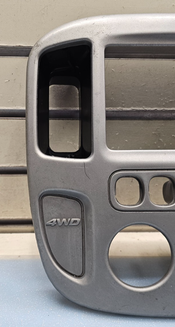 🔥2001-2007 FORD ESCAPE CENTER DASH RADIO A/C CLIMATE TRIM BEZEL Silver OEM