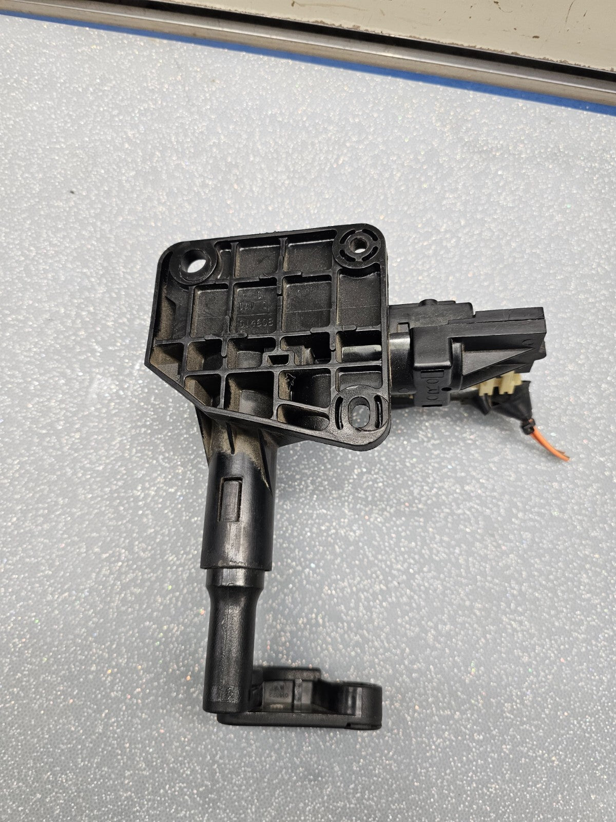 🔥01-07 Dodge Caravan Town & Country Rear Vent Window Motor Actuator Assembly RH