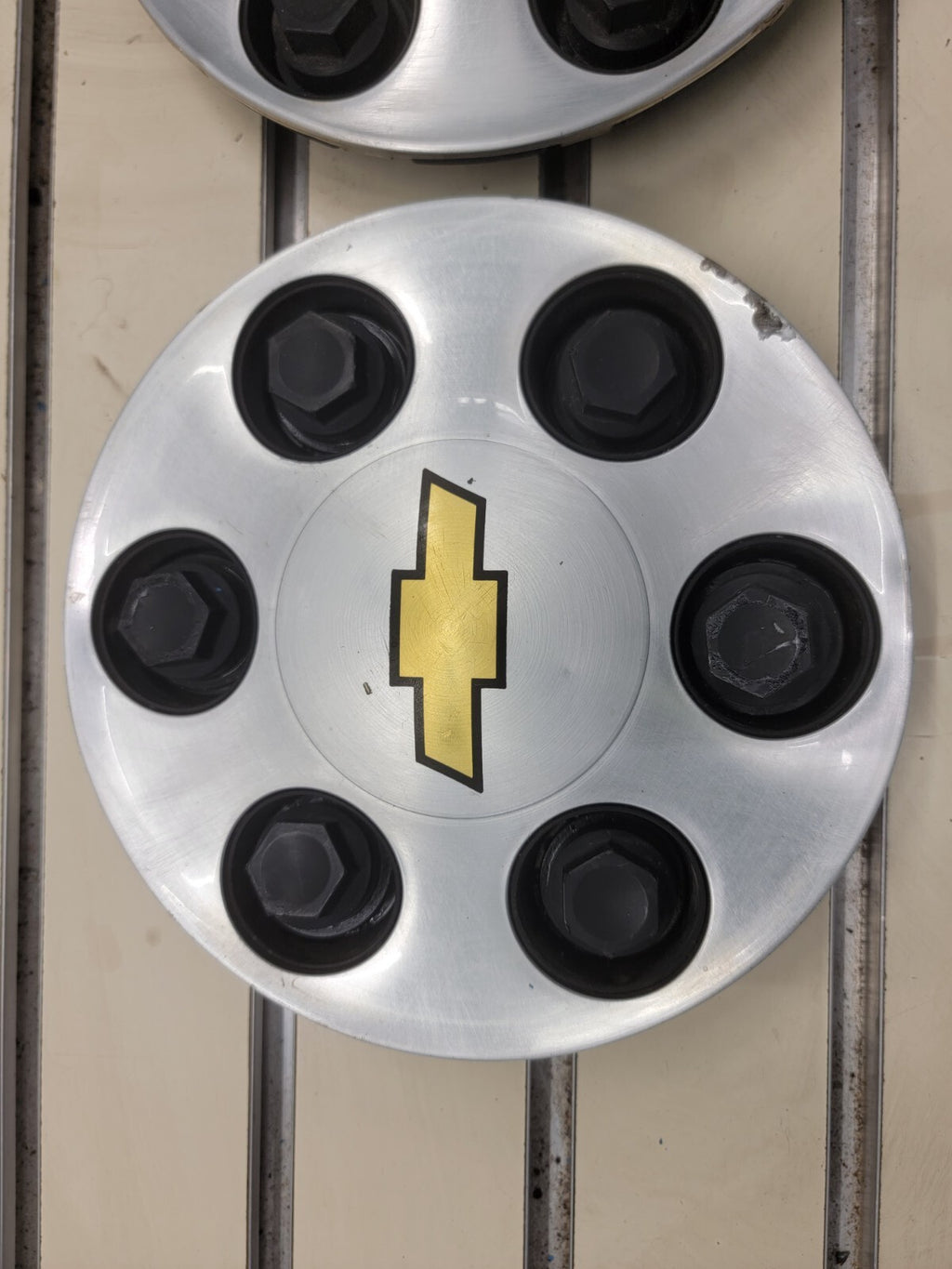 2007-2014 Chevy Van Tahoe Avalanche Silverado Suburban 17" Wheel Center Cap