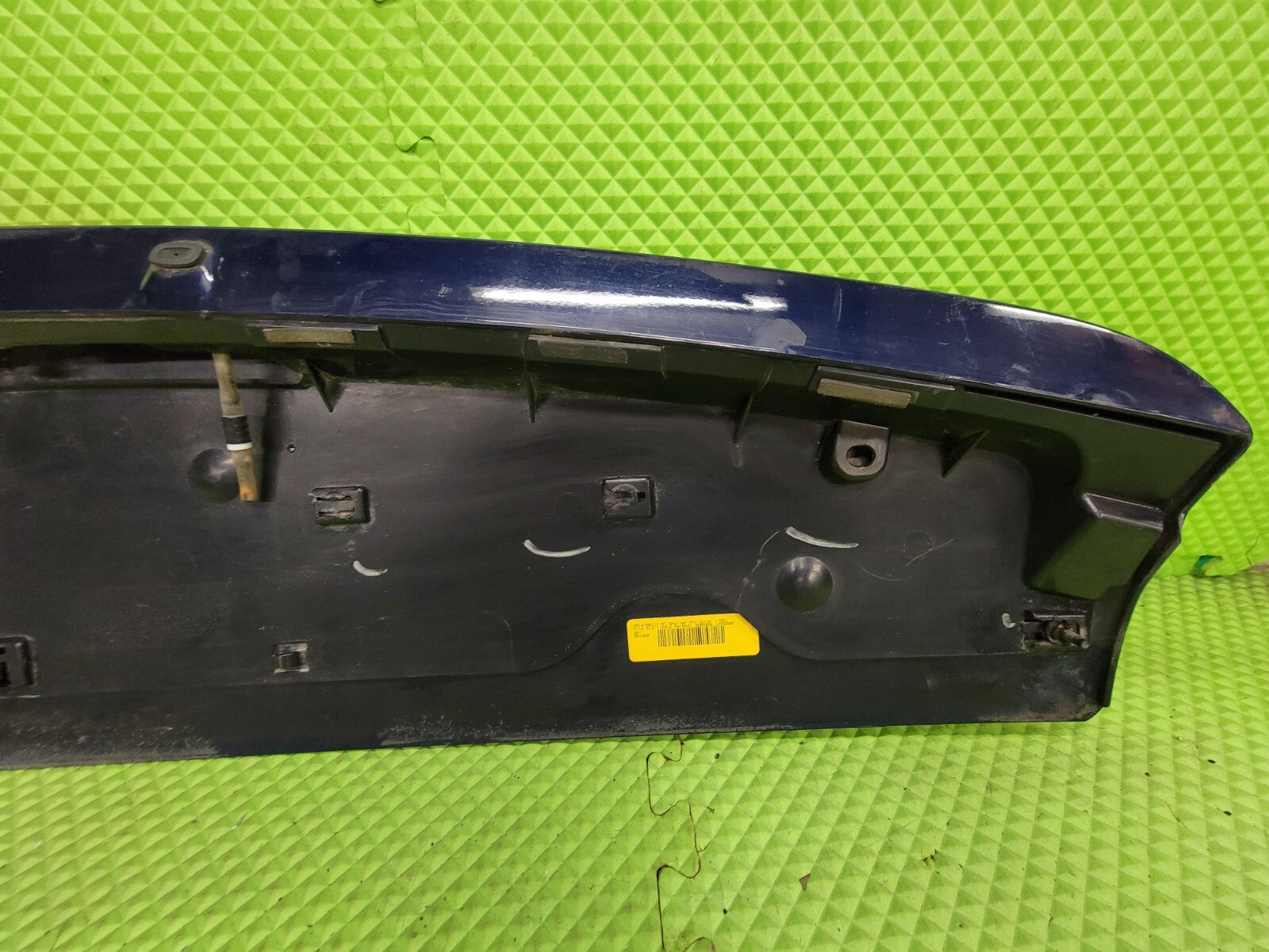 🔥11-20 Dodge Grand Caravan Rear Upper Hatch Spoiler Wing Mount Break Light Blue