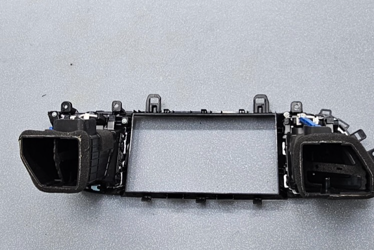 🔥14-20 Hyundai Genesis Dash AM FM Radio Display Stereo Trim Bezel Panel Black