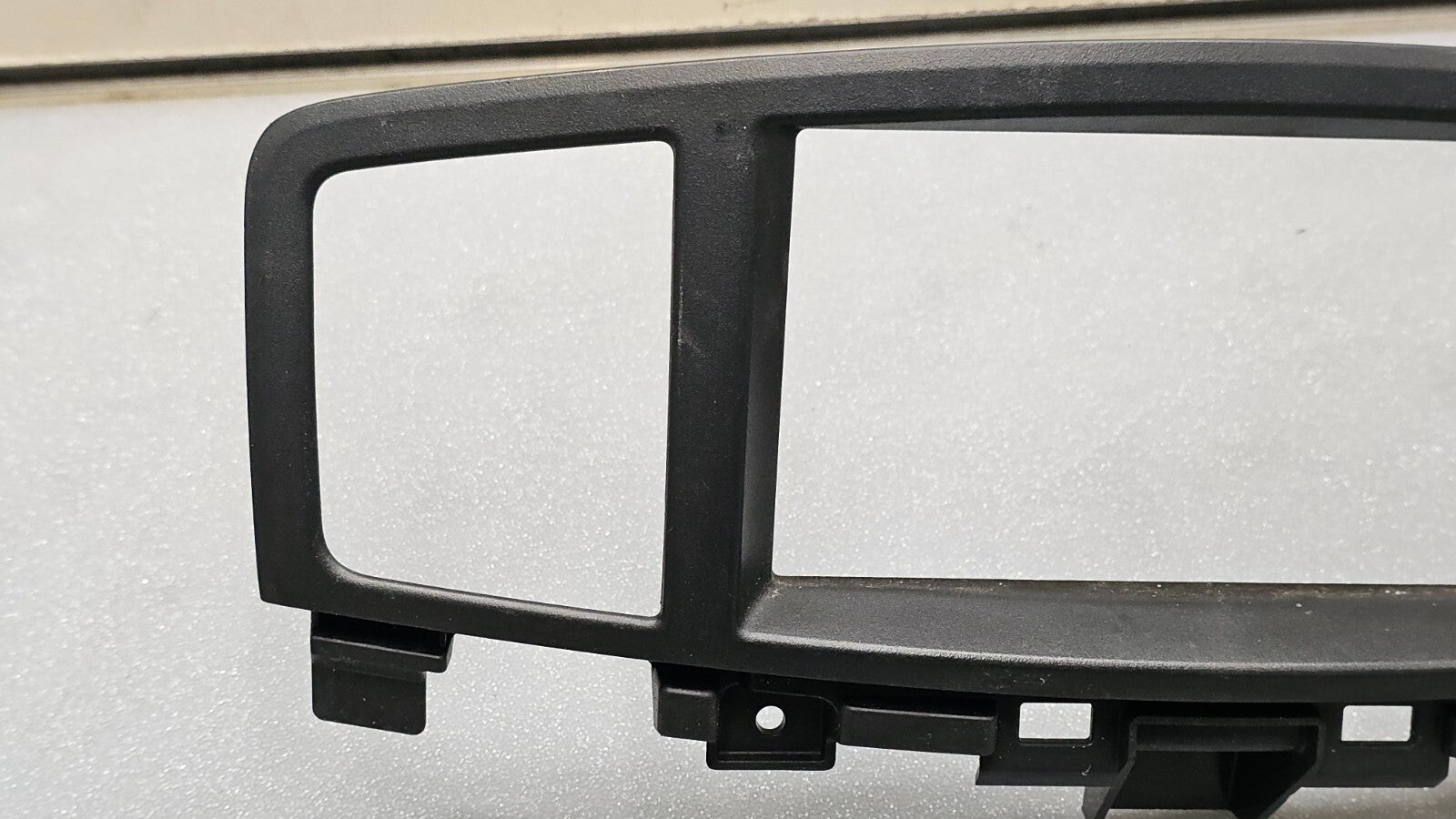 🔥11-17 NISSAN QUEST CENTER DASH AM FM RADIO STEREO TRIM PANEL BEZEL OEM BLACK