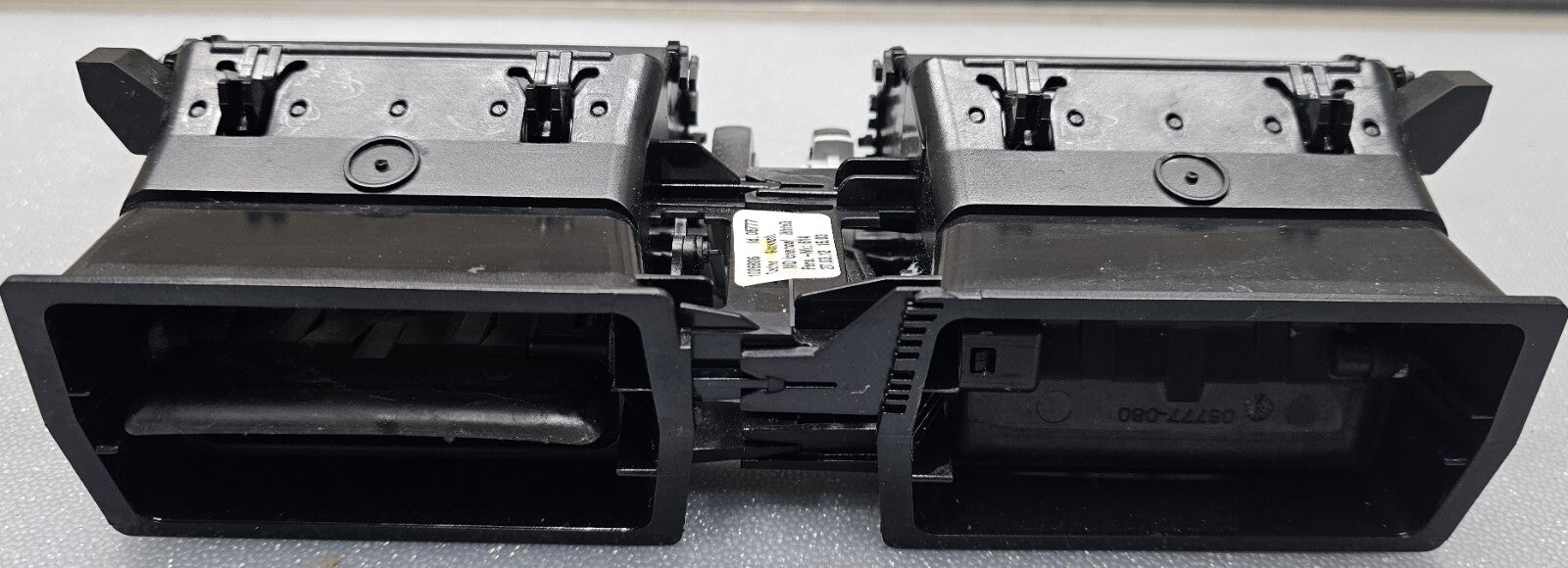 🔥10-17 Volvo XC60 Center Dash AC Air Vent Heater Filter Conditioner Assembly
