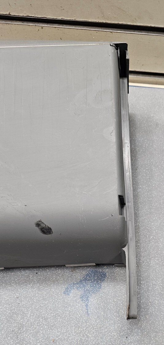 🔥01-07 CARAVAN TOWN COUNTRY DASH GLOVE BOX COMPARTMENT LID COVER ASSEMBLY GRAY