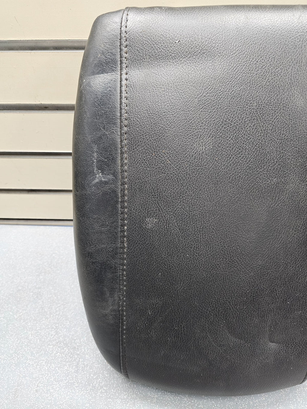 🔥03-06 Expedition Front Center Console Lid Box Armrest Cover Top Leather Black