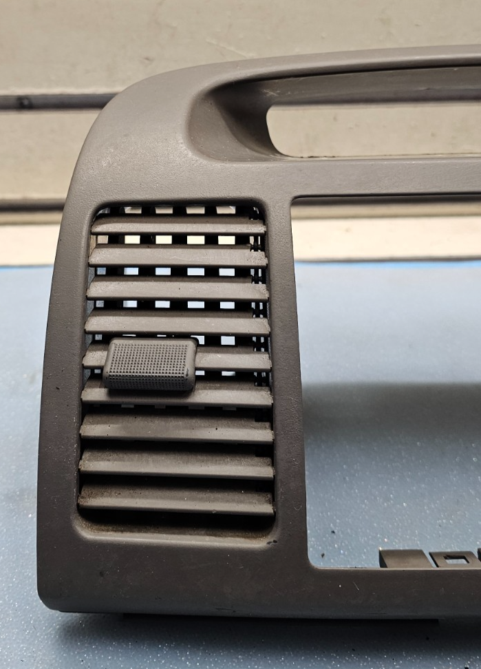 🔥02-06 Toyota CAMRY Dash RADIO BEZEL Center Air Vents CLOCK Trim TAN B25