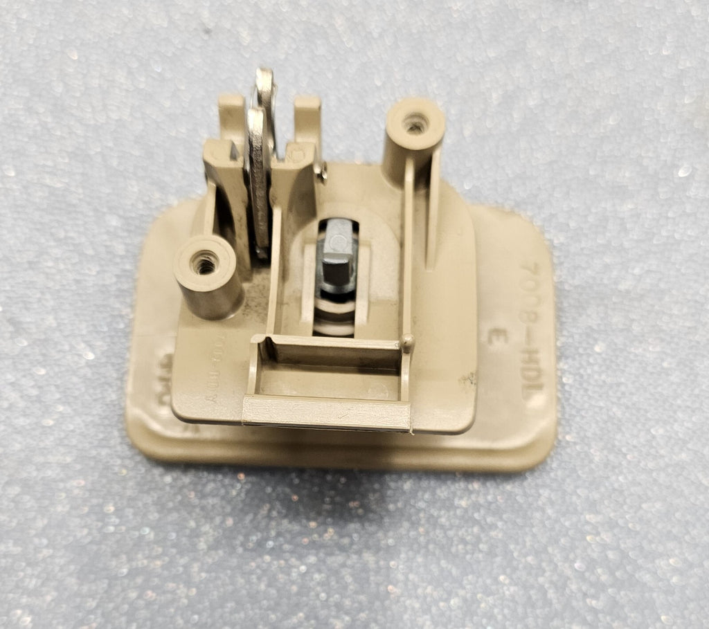 🔥03-07 Cadillac CTS SRX 05-09 STS Glove Box Latch Lock Handle Assembly Tan OEM