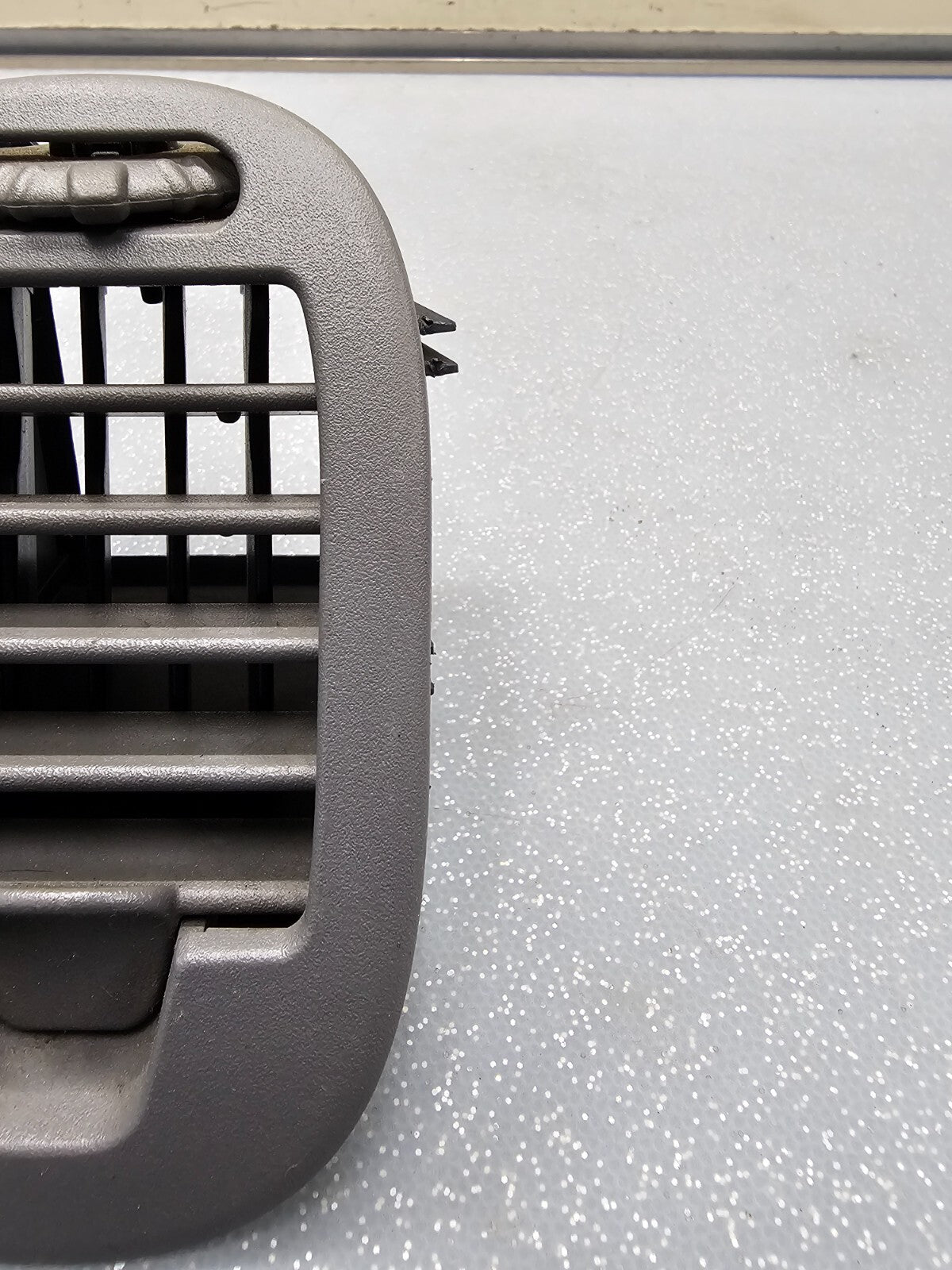 🔥04-07 Malibu Dash A/C Conditioner Heater Filter Air Vent Right/left Gray OEM
