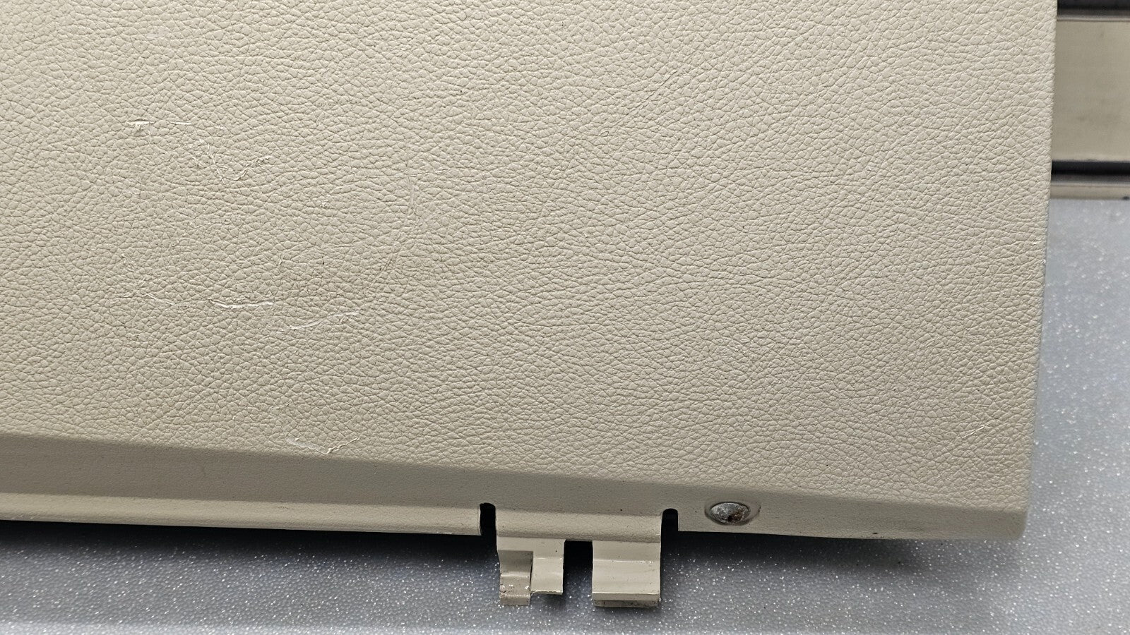 🔥10-14 Subaru Legacy Dash Glove Box Storage Compartment Lid Latch Assembly TAN