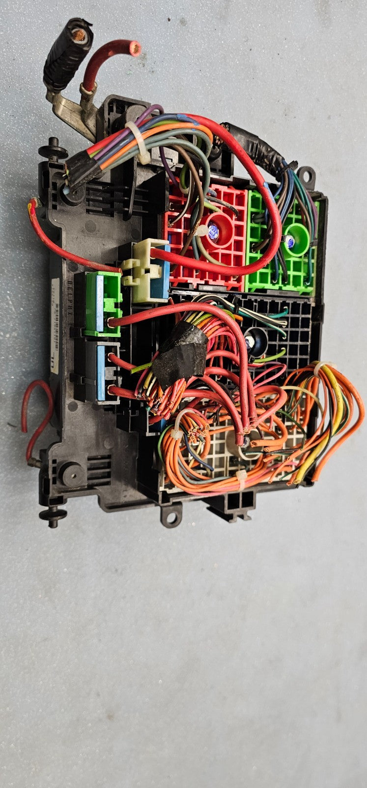 🔥03-06 Tahoe Yukon Engine Electrical Power Fuse Relay Junction Box Assembly