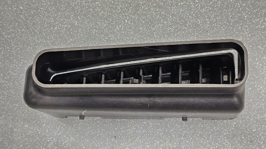 🔥02-05 BUICK RENDEZVOUS DASH CENTER AIR VENT A/C AC HEATER  PANEL BLACK