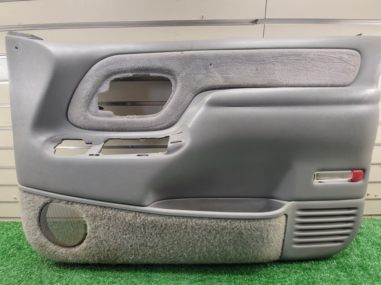 🔥95-99 Chevy GMC Silverado C/K DOOR PANEL Front Passenger Right Gray OEM D2