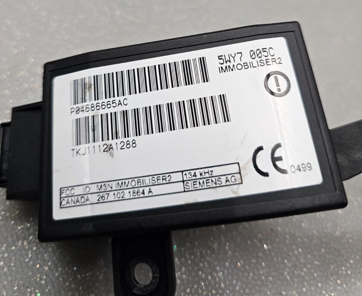99-04Grand Cherokee 01-03Caravan Ignition Switch Immobilizer Module Control Unit