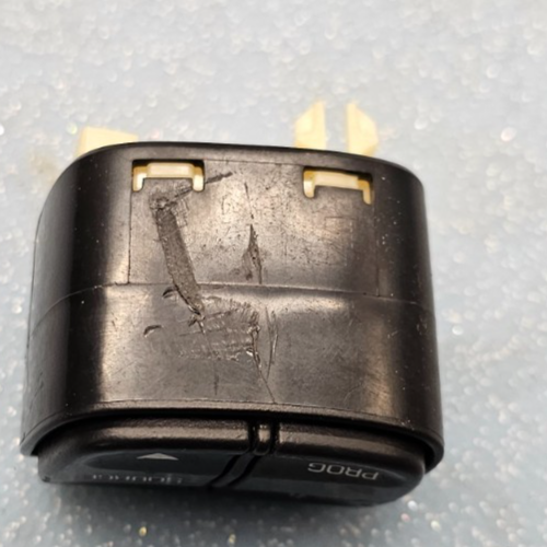 🔥03-09 YUKON SIERRA CALL SOURCE SWITCH Steering Wheel Control Button Black