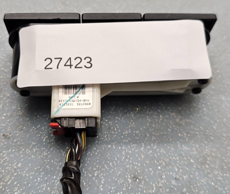 🔥06-09 FUSION MERCURY MILAN CENTER DASH HAZARD BUTTON SWITCH PASS RADIO BEZEL
