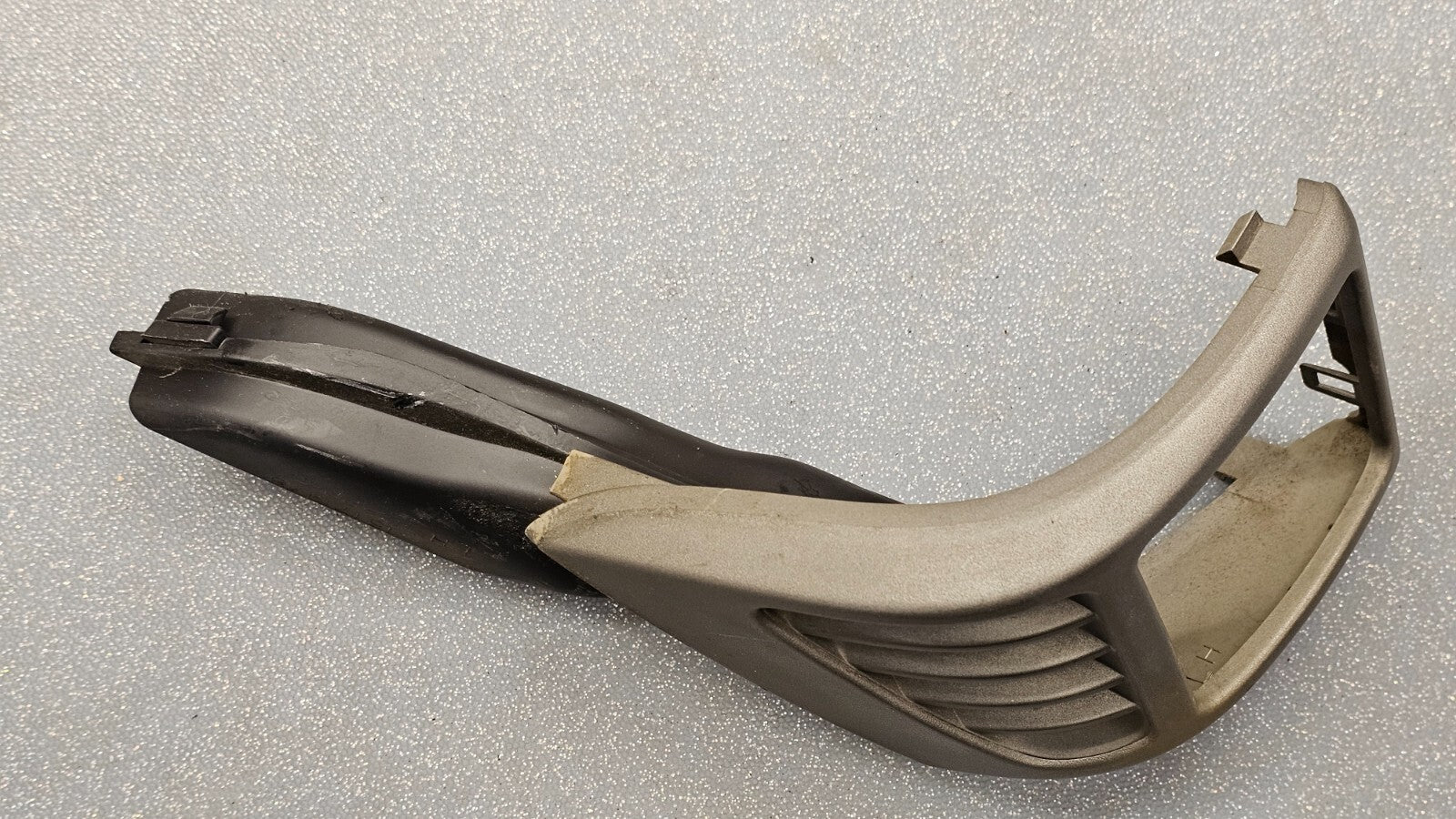 🔥04-12 Colorado Canyon Dash Left Driver Outer Air Vent Heater Conditioning Tan
