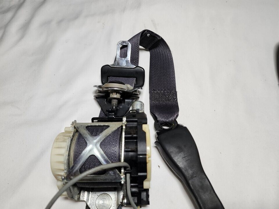 09-12 Chevy Impala Driver & Passenger Front Seat Belts Retractor Assembly Black