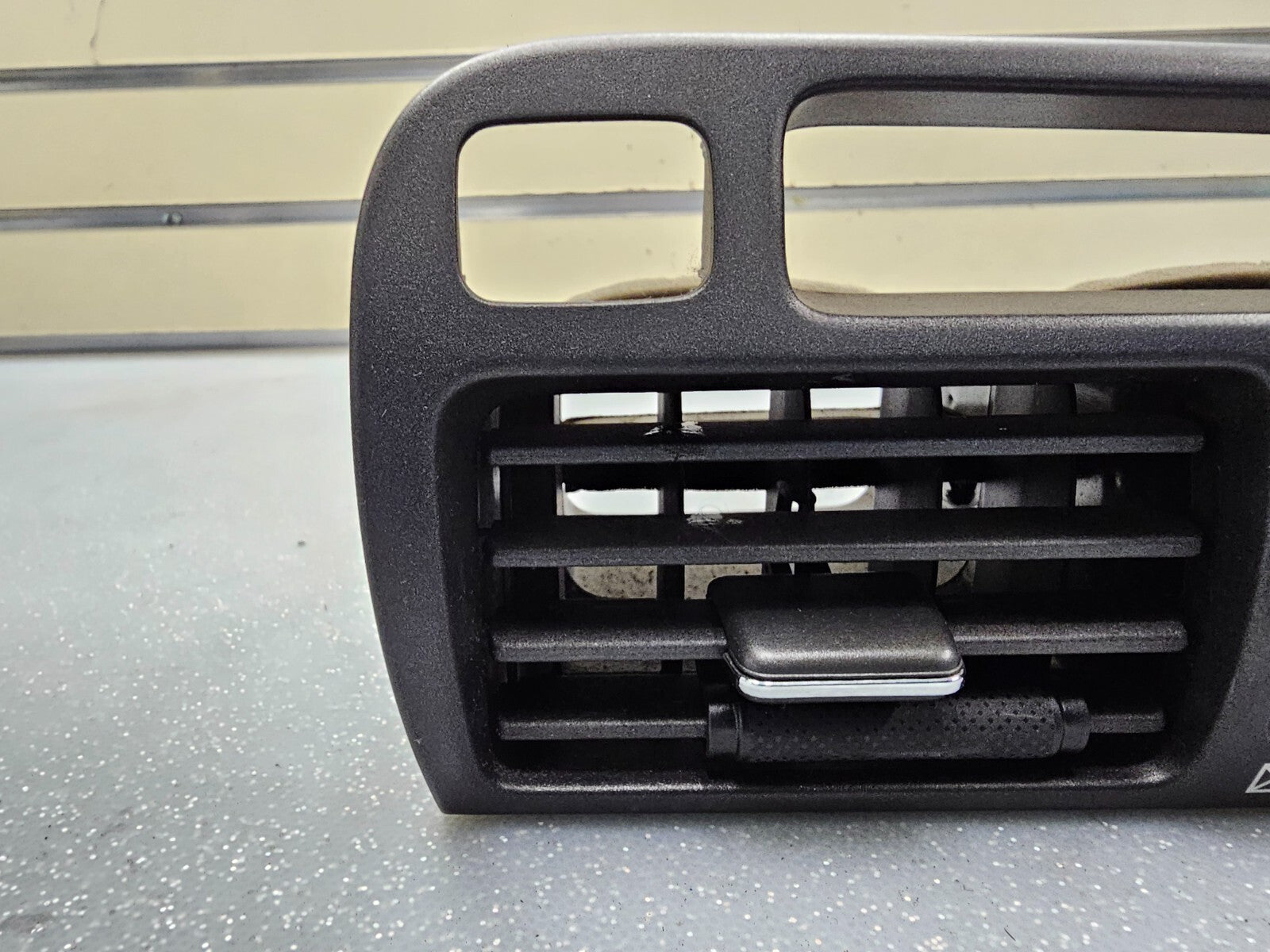 🔥98-05 LEXUS GS400 Center Dash AC Heater Trim Air Vent Conditioning Bezel Black
