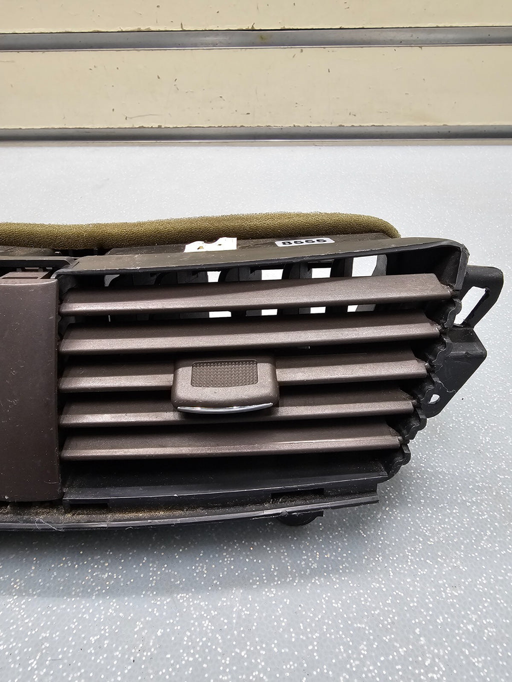 🔥08-12 Chevy MALIBU Dash A/C Heater AIR VENT Front Center Bezel Trim Brown VT46