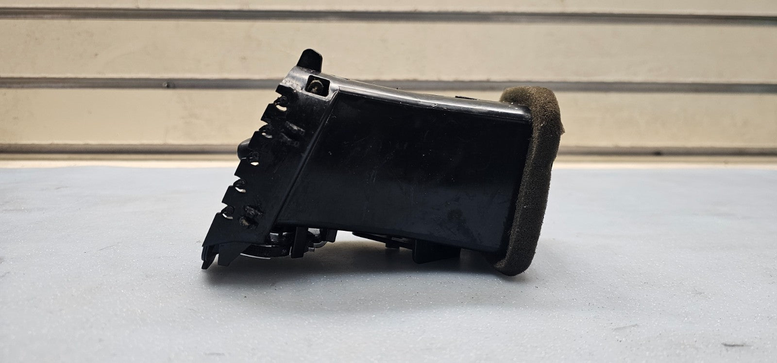 🔥 15-22 CHARGER FRONT DASH LEFT DRIVER OUTER AIR VENT A/C AC HVAC HEATER BLACK