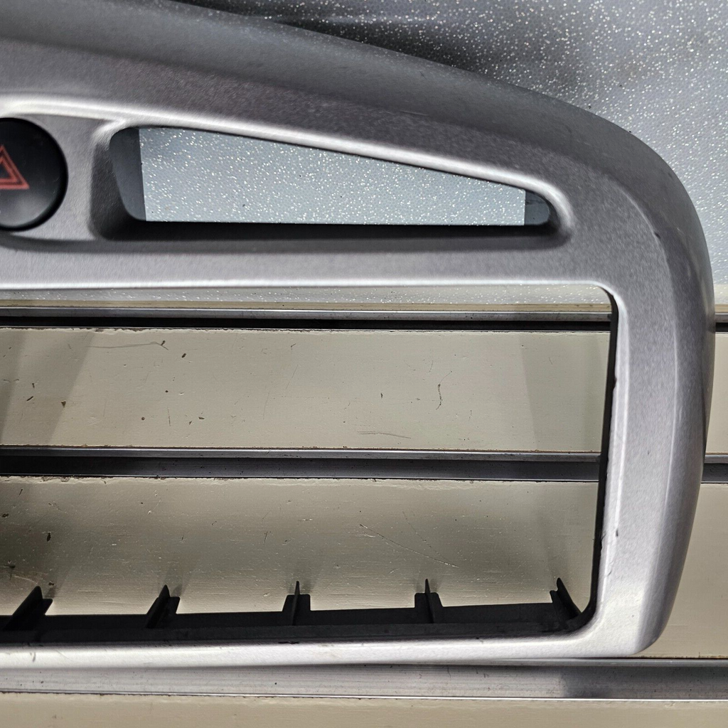 🔥03-08 Toyota MATRIX Pontiac VIBE Center Dash Radio Bezel Trim Panel SILVER B26