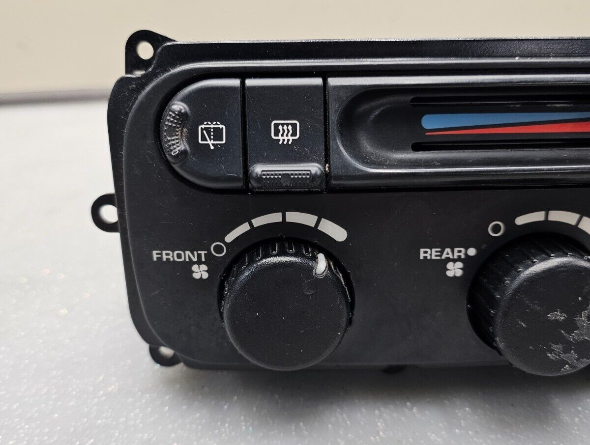 04-07 Dodge Caravan Town Country Dash AC Climate Temperature Heater Control OEM