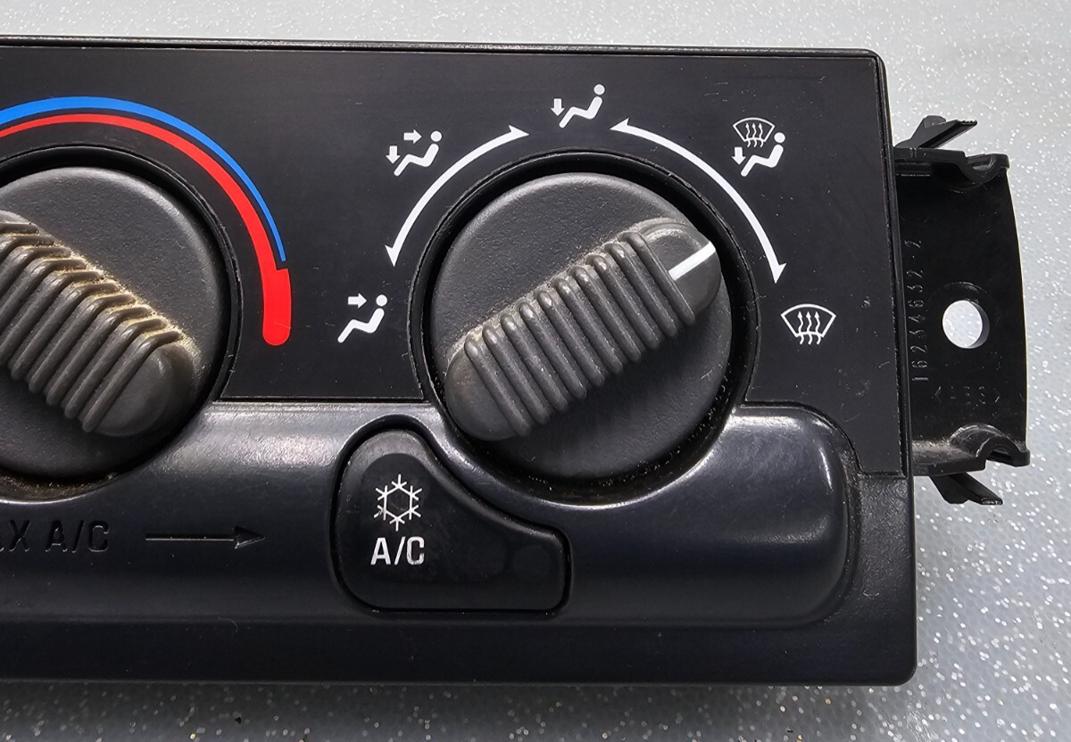 🔥99-02 Silverado Sierra Dash A/C Heater Climate Control Temperature Conditioner