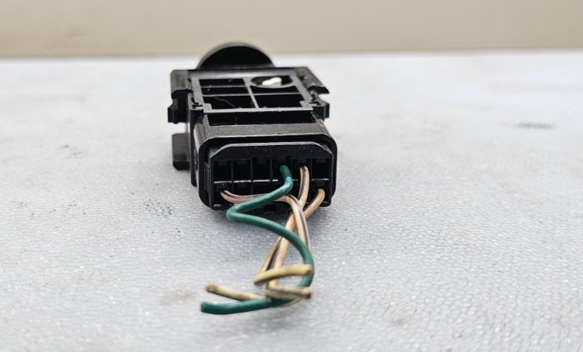 03-08 Toyota Matrix Hazard  SWITCH Button Black