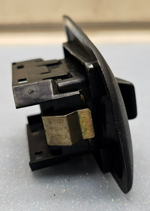 03-06 Chevy Silverado Tahoe Suburban GMC Yukon Sierra Left Rear Window Switch OE