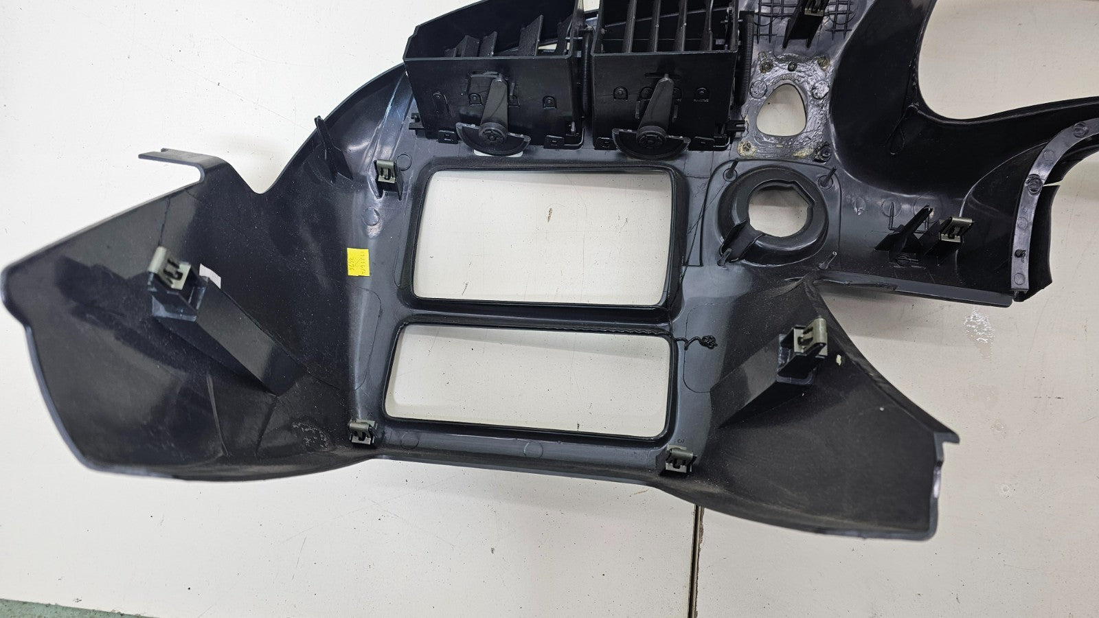 🔥 00-05 Chevy Monte Carlo Dash Bezel Radio Surround Cluster Trim  Black
