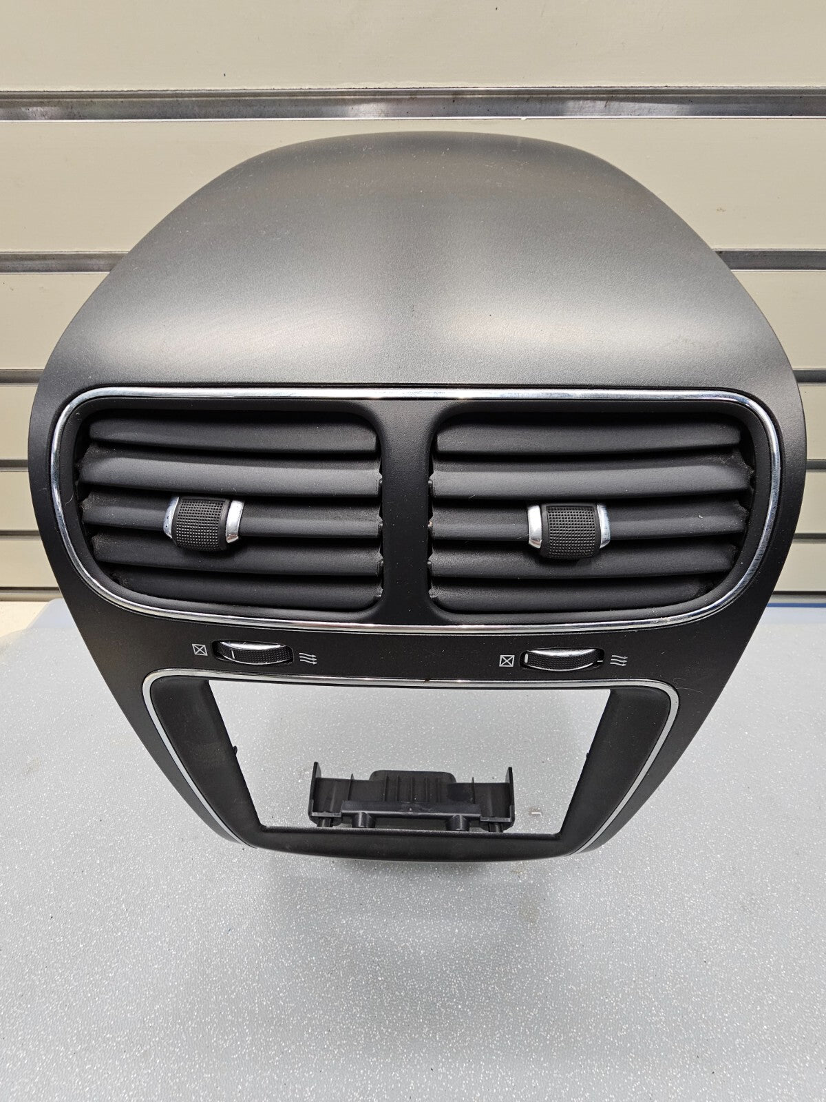 🔥2011-2020 Dodge Journey Center Dash Radio Trim Bezel Air Vents OEM BLACK