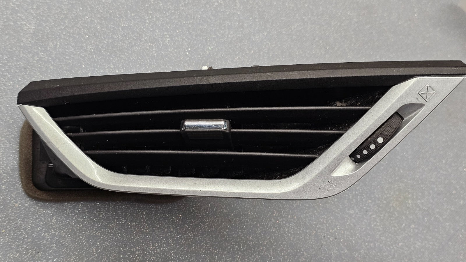 🔥10-17 GMC Terrain DASH Left Driver AIR VENT Heater Conditioning Black, Silver