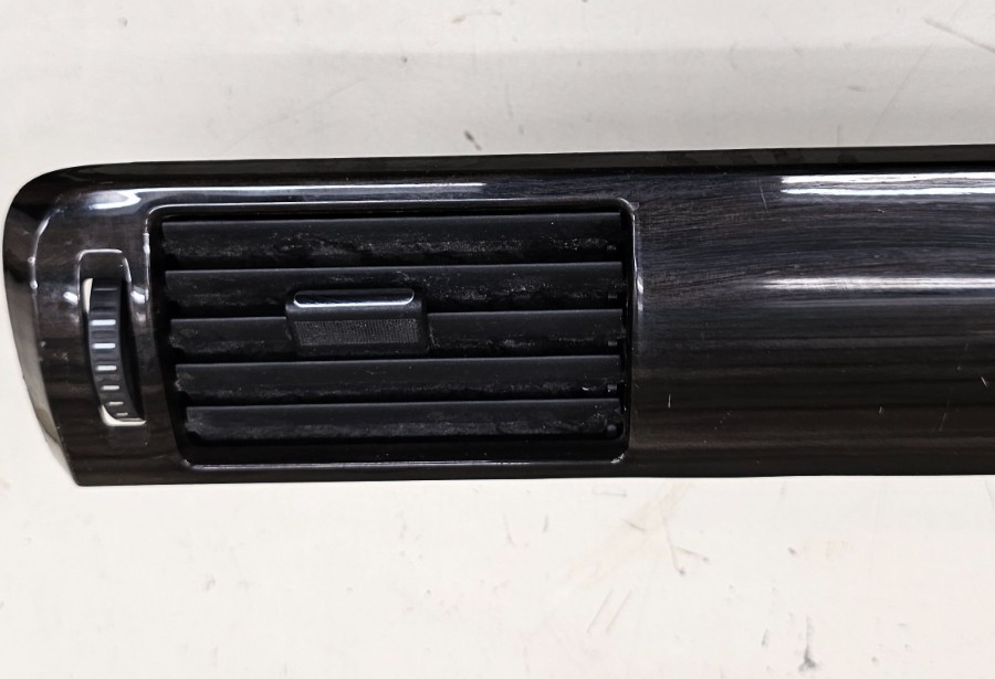 🔥05-09 Five Hundred Taurus Sable Interior Center Dash Panel Bezel Trim Wood