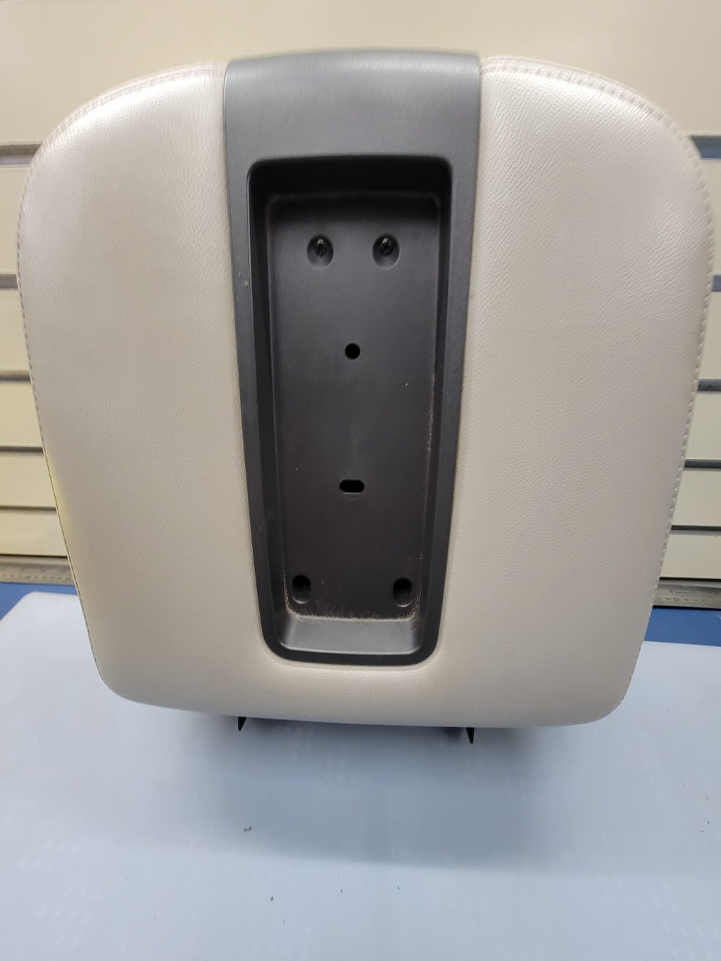 🔥07-13 Chevy Tahoe, Suburban, Yukon Leather Console Lid Armrest Cover Tan JS5