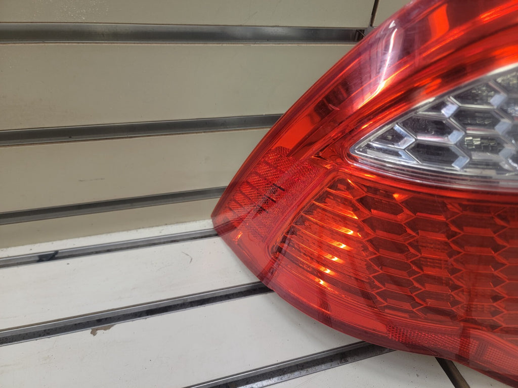 🔥10-12 Ford FUSION Tail Light Break Light Lamp Assembly Rear left driver OEM