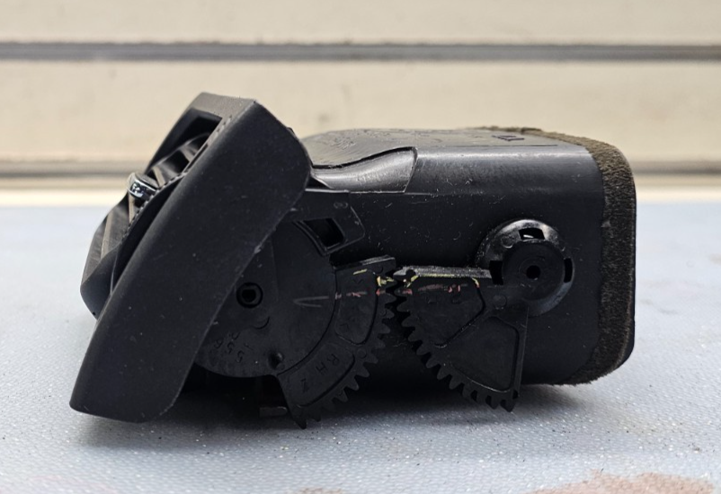 🔥03-08 COROLLA MATRIX DASH LH RIGHT AC Air Vent Heater Conditioning BLACK
