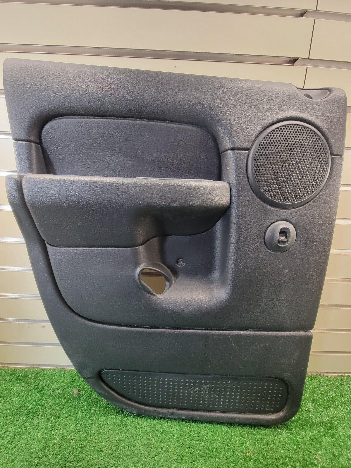 🔥02-05 Dodge RAM Interior DOOR Panel Rear LEFT DRIVER BLACK v1 G22