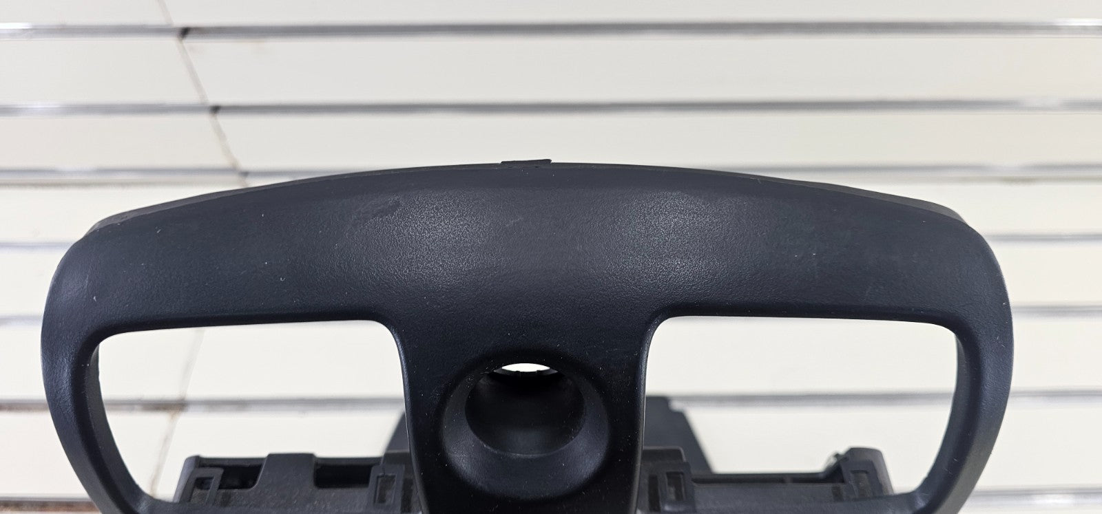 🔥2004-2012 CHEVY COLORADO GMC CANYON CENTER DASH RADIO VENT BEZEL BLACK