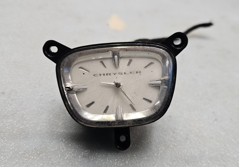 🔥2011-2015 Chrysler Town & Country Dash Center Display Clock
