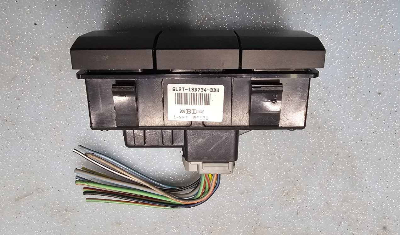 🔥2006–2010 Explorer Mountaineer Heated Seat Switch OEM