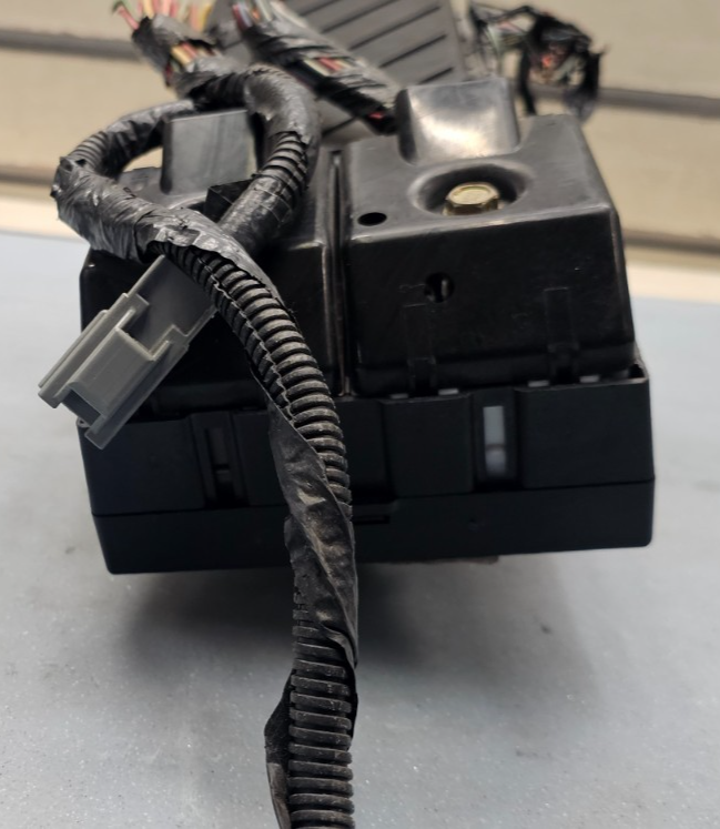 🔥99-03 Ford F150 Interior Fuse Box Junction Relay Block Itegrated Power Module